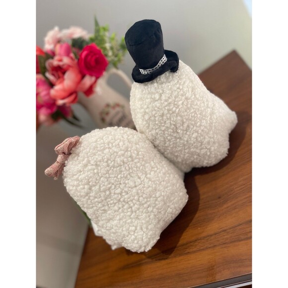 Halloween Sherpa Ghost Couple Decor - Picture 4 of 6